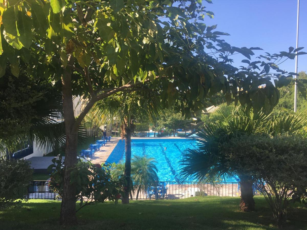 Hotel Golden Dolphin Express - Aguas Termais 24H Caldas Novas Ngoại thất bức ảnh
